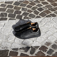 Corbella total black