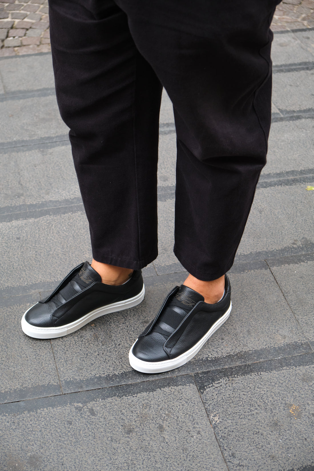 Elastika Black